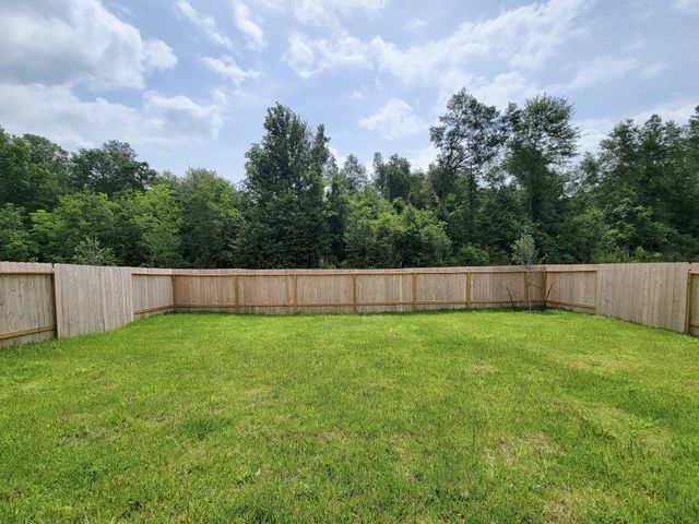 25588 Rose Creek Drive, Cleveland, TX 77328