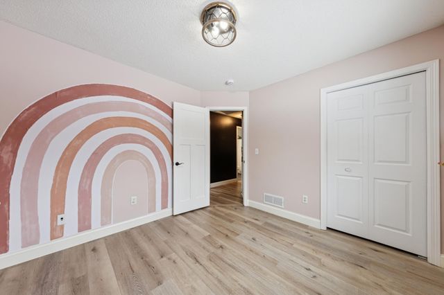 11876 N Meadow Curve, Lindstrom, MN 55045