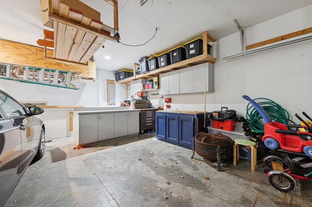 11876 N Meadow Curve, Lindstrom, MN 55045