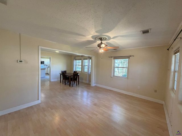 207 Eaker Drive, Warner Robins, GA 31088