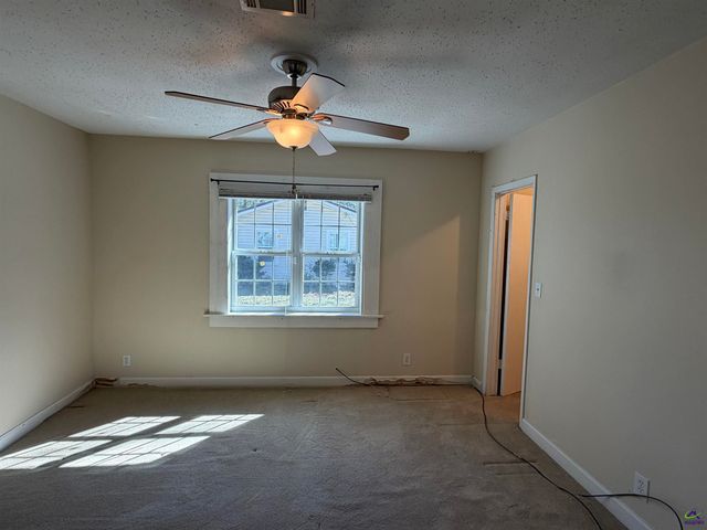 207 Eaker Drive, Warner Robins, GA 31088