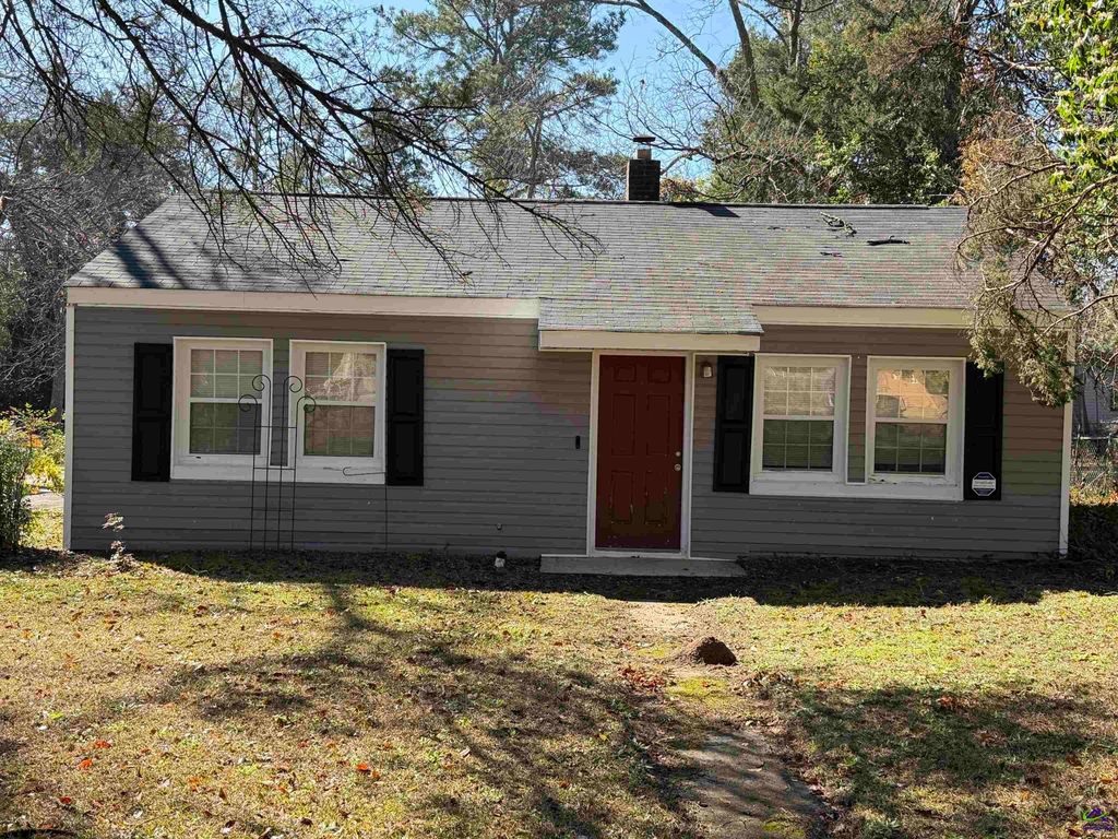 207 Eaker Drive, Warner Robins, GA 31088