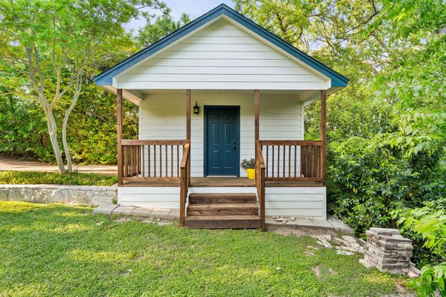 4217 Hildring Drive E, Fort Worth, TX 76109