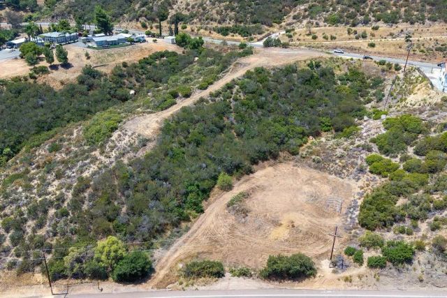 196 ARNOLD WAY, Alpine, CA 91901