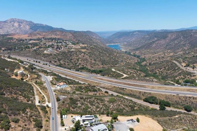 196 ARNOLD WAY, Alpine, CA 91901