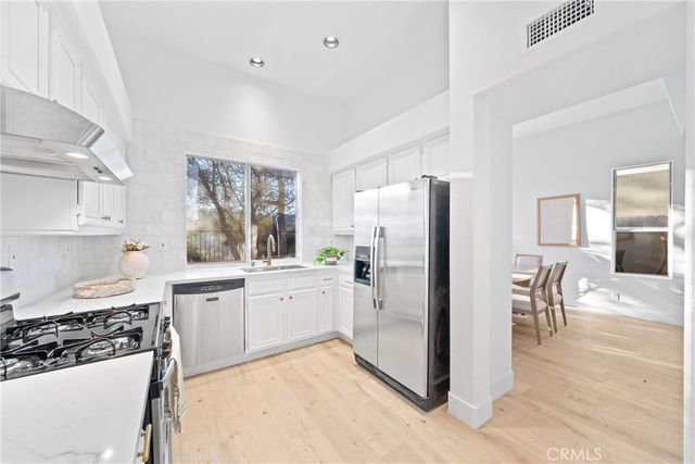 35 Via Encanto, Rancho Santa Margarita, CA 92688