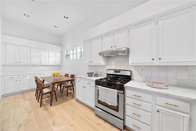 35 Via Encanto, Rancho Santa Margarita, CA 92688