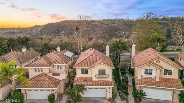 35 Via Encanto, Rancho Santa Margarita, CA 92688