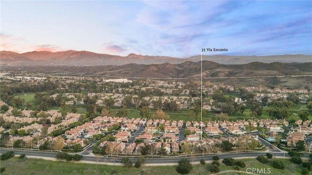 35 Via Encanto, Rancho Santa Margarita, CA 92688