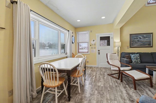 6955 W Jackson Road, Hamlin Twp, MI 49431