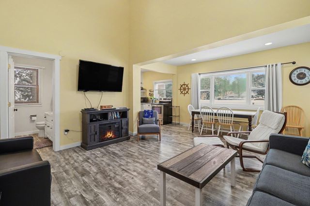 6955 W Jackson Road, Hamlin Twp, MI 49431