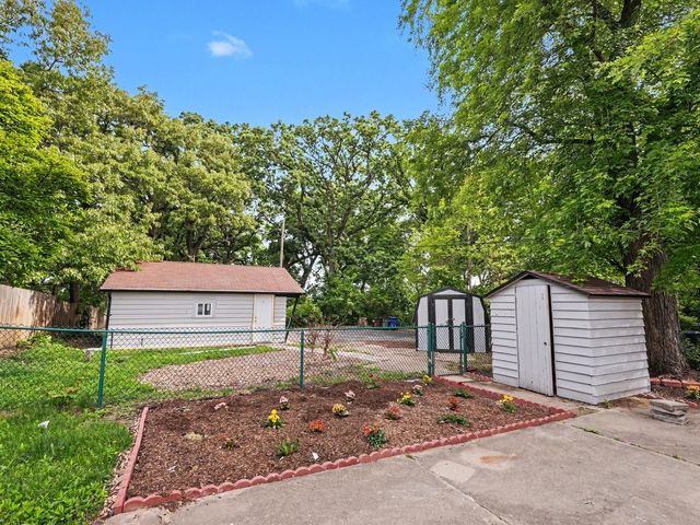 1650 Cedar Road, Homewood, IL 60430