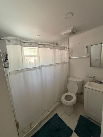 625 E 8th Ln, Hialeah, FL 33010