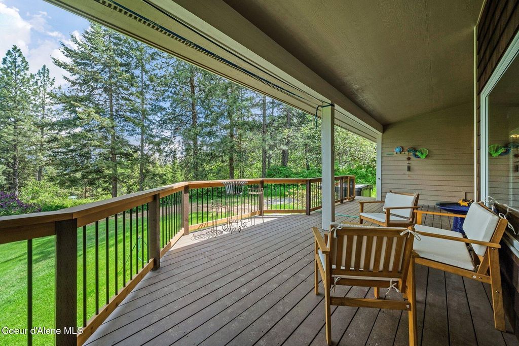 7611 W Clemetson Rd, Coeur d'Alene, ID 83814 photo 11