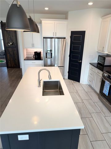 335 Waterfall Lane, Springdale, AR 72762