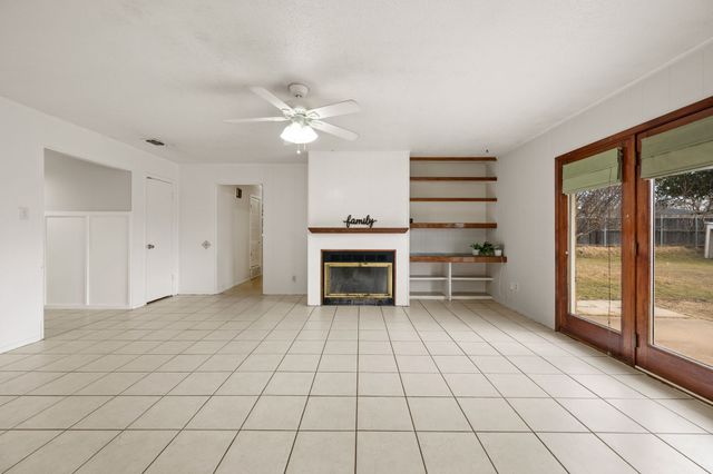 1720 Winchester Way, Bedford, TX 76022