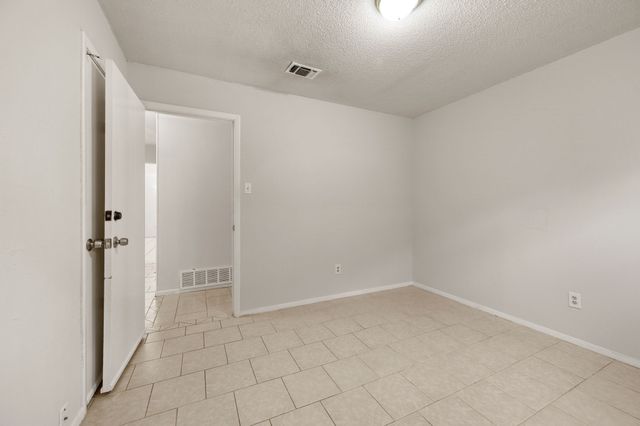 1720 Winchester Way, Bedford, TX 76022