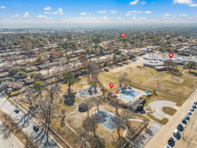 1720 Winchester Way, Bedford, TX 76022