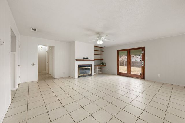 1720 Winchester Way, Bedford, TX 76022