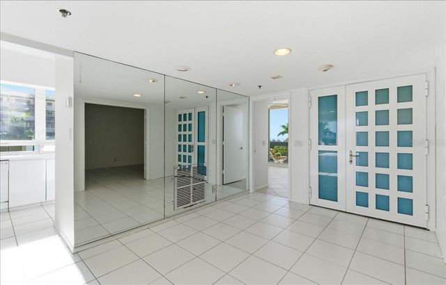1065 GULF OF MEXICO DRIVE 305, Longboat Key, FL 34228
