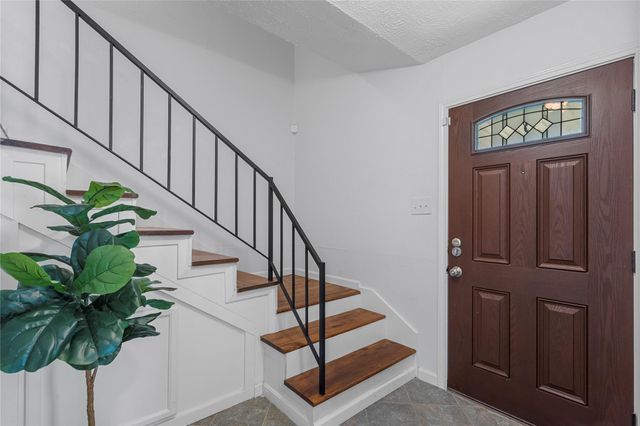 417 Brookdale Drive, League City, TX 77573