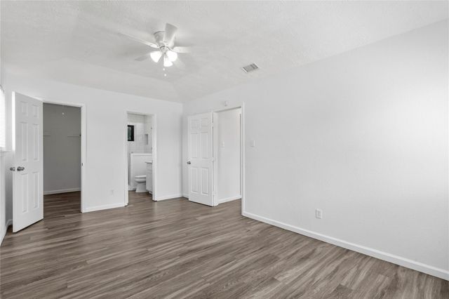 417 Brookdale Drive, League City, TX 77573