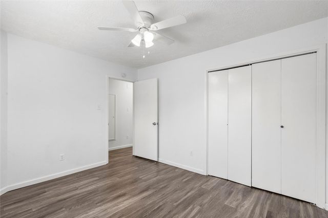 417 Brookdale Drive, League City, TX 77573