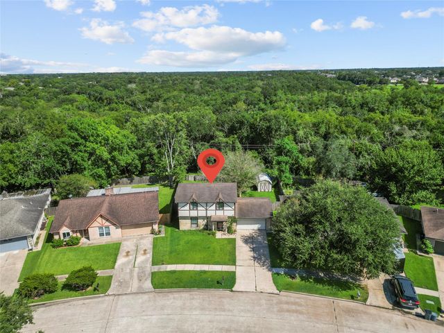 417 Brookdale Drive, League City, TX 77573