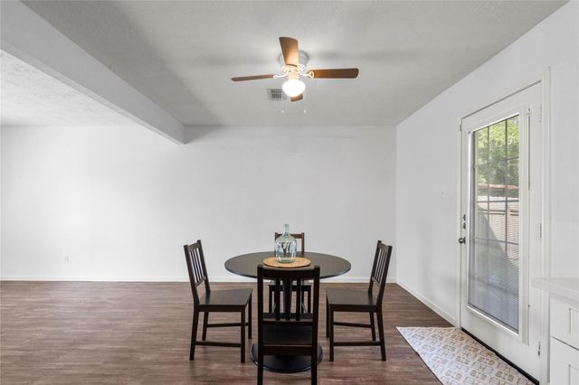 417 Brookdale Drive, League City, TX 77573