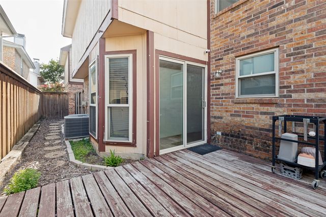 500 Saddle Rock Court, Irving, TX 75063