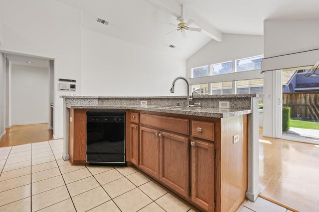 1598 Kimiyo St, Stockton, CA 95206