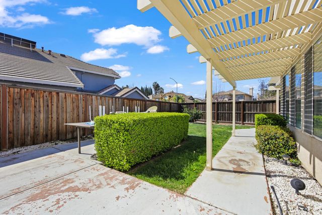 1598 Kimiyo St, Stockton, CA 95206