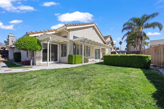 1598 Kimiyo St, Stockton, CA 95206