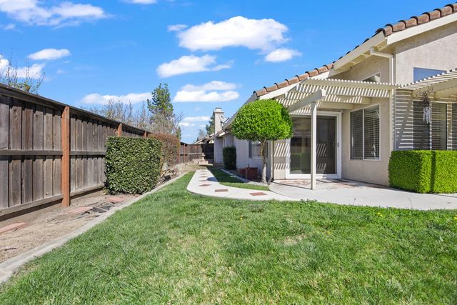 1598 Kimiyo St, Stockton, CA 95206