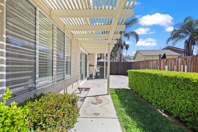 1598 Kimiyo St, Stockton, CA 95206