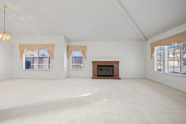 1598 Kimiyo St, Stockton, CA 95206