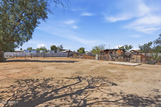 5821 E CALLE MAGDALENA --, Guadalupe, AZ 85283