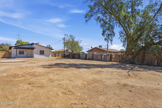 5821 E CALLE MAGDALENA --, Guadalupe, AZ 85283