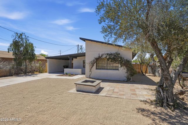 5821 E CALLE MAGDALENA --, Guadalupe, AZ 85283