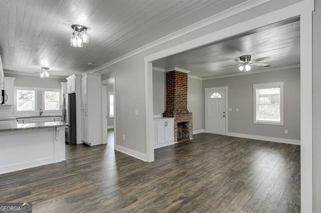 4615 S Lee Street, Buford, GA 30518