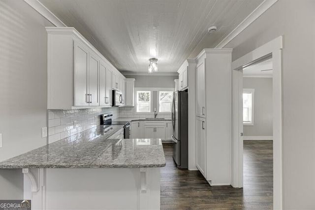4615 S Lee Street, Buford, GA 30518