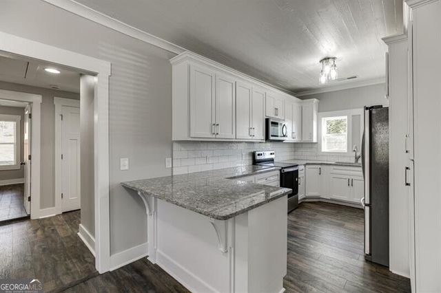4615 S Lee Street, Buford, GA 30518