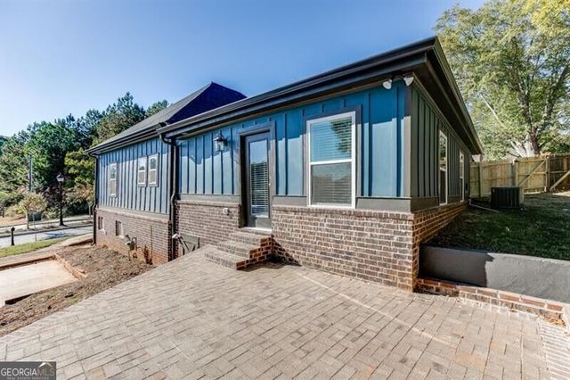 4615 S Lee Street, Buford, GA 30518