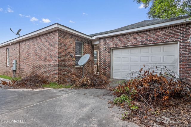 2948 Magnolia Court, Gulfport, MS 39507