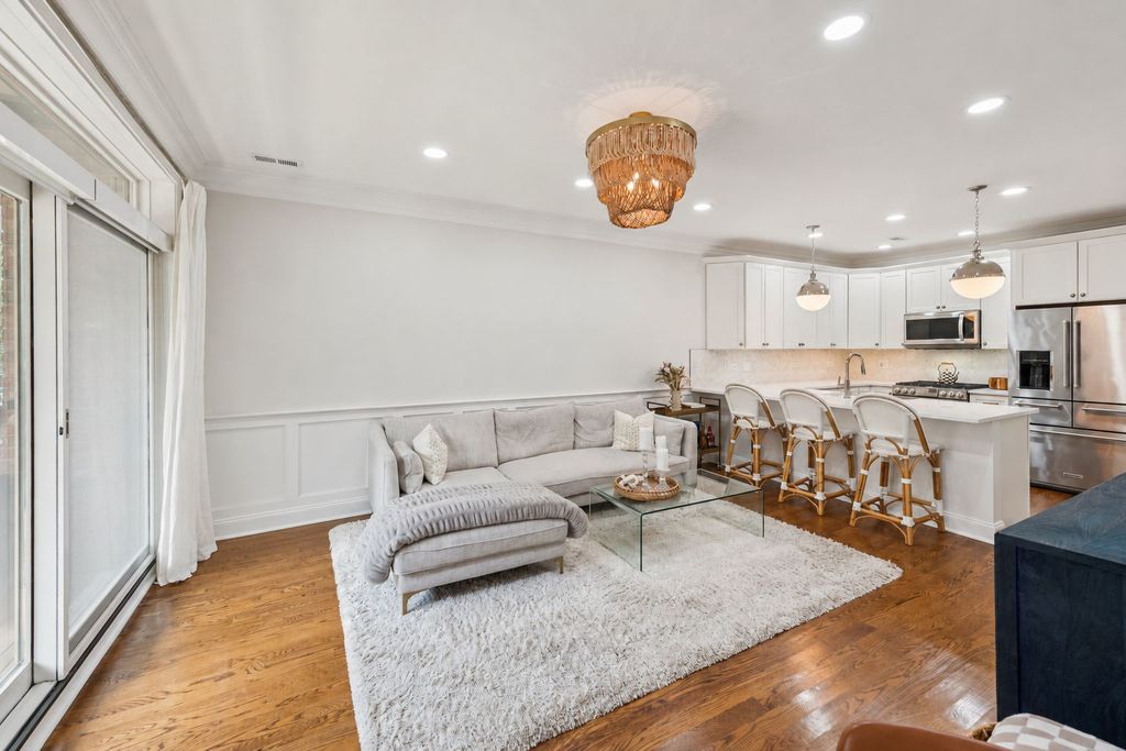 1450 W Chestnut Street 2, Chicago, IL 60642 — photo 5