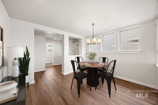 3515 E Cedarhurst Drive, Meridian, ID 83642