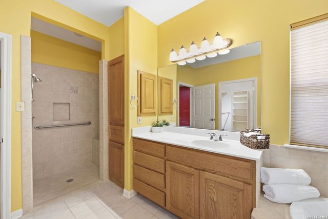 118 OAK HAVEN LN, Boerne, TX 78006