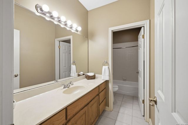 118 OAK HAVEN LN, Boerne, TX 78006