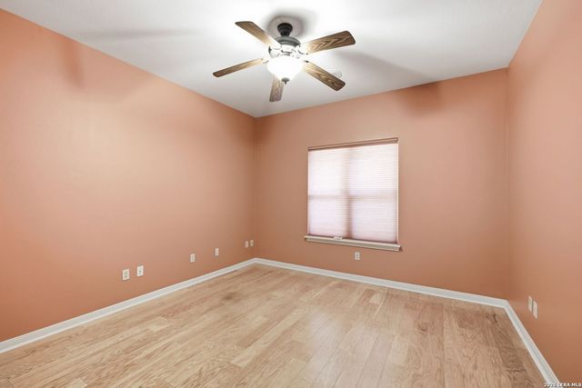 118 OAK HAVEN LN, Boerne, TX 78006