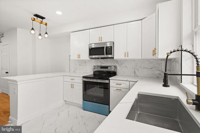 1971 ASHLEY ST, Philadelphia, PA 19138